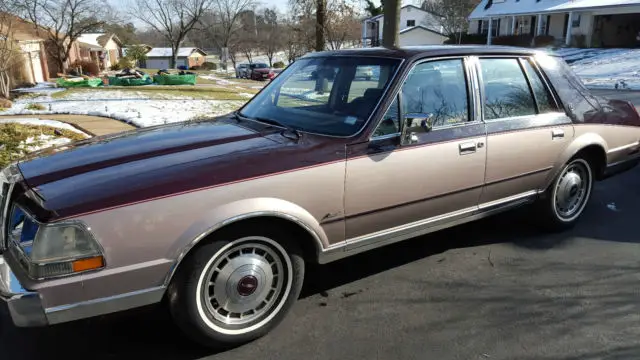 1985 lincoln continental ***no reserve***