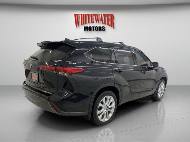 2021 toyota highlander limited