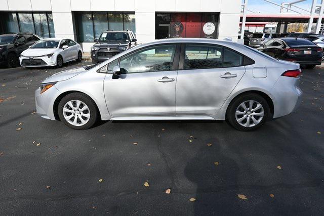 2021 toyota corolla le
