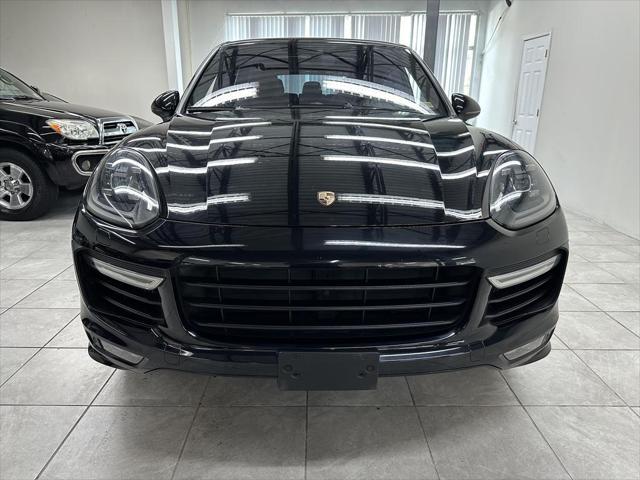 2016 porsche cayenne gts