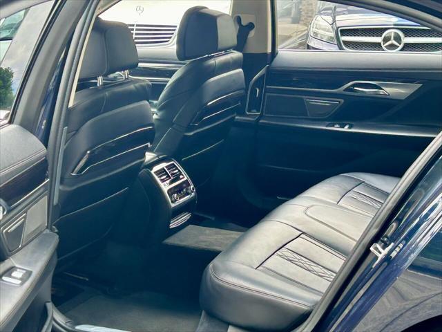 2016 bmw 750 i