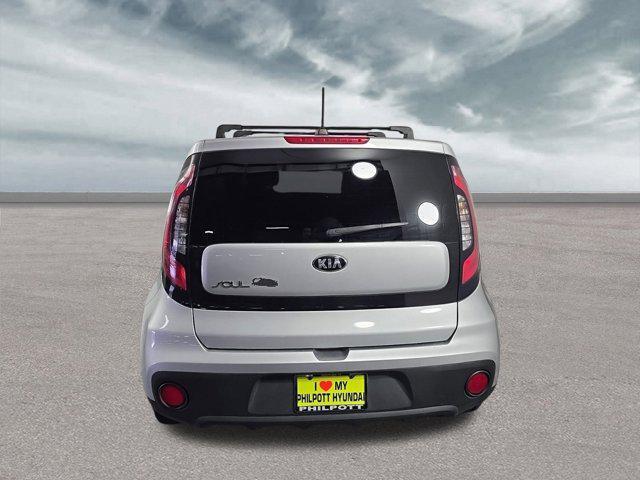 2017 kia soul base