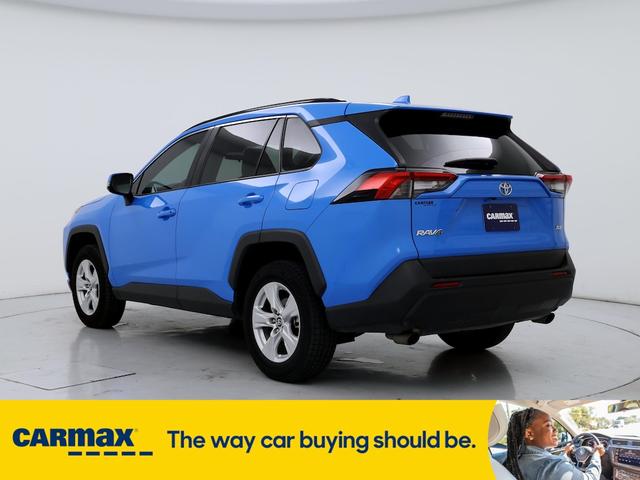 2019 toyota rav4 xle