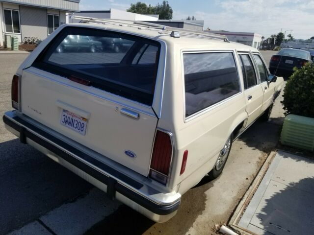 immaculate extremely desirable 1989 ford ltd crown victoria station wagon