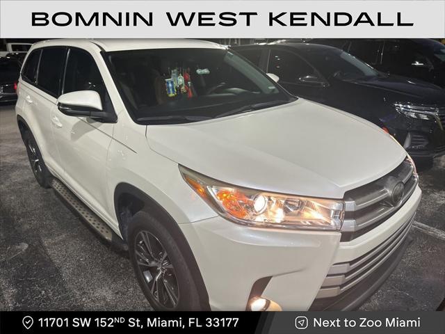 2017 toyota highlander le plus