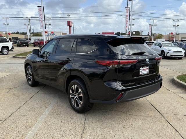2021 toyota highlander hybrid xle