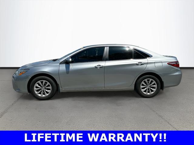 2015 toyota camry le