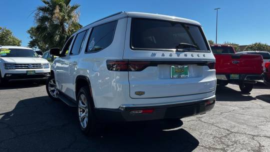 2022 Jeep Wagoneer