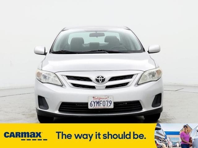 2013 toyota corolla l