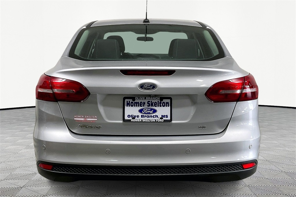2017 ford focus sel