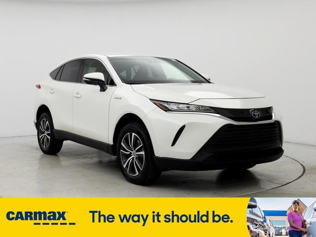 2021 toyota venza le