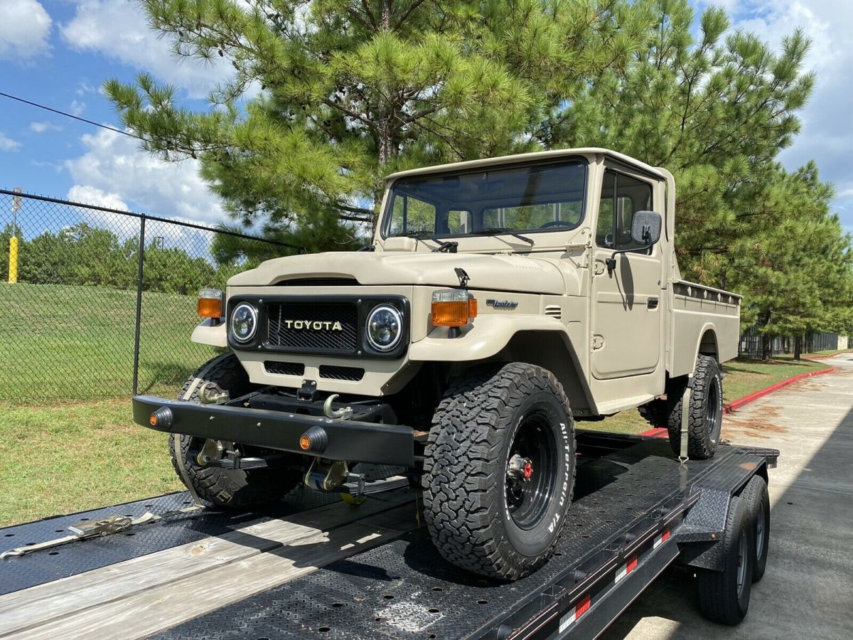1984 toyota fj45 pickup brown 4wd manual truck