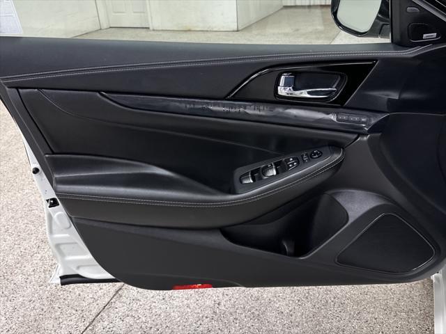 2023 nissan maxima 3.5 platinum