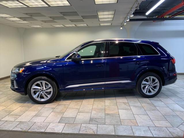 2022 audi q7 55 premium plus