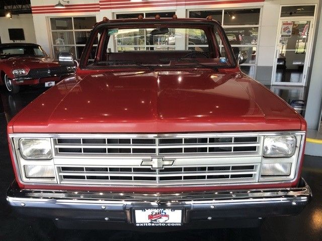 chevrolet c10 c/k 10 custom delux (42k miles)