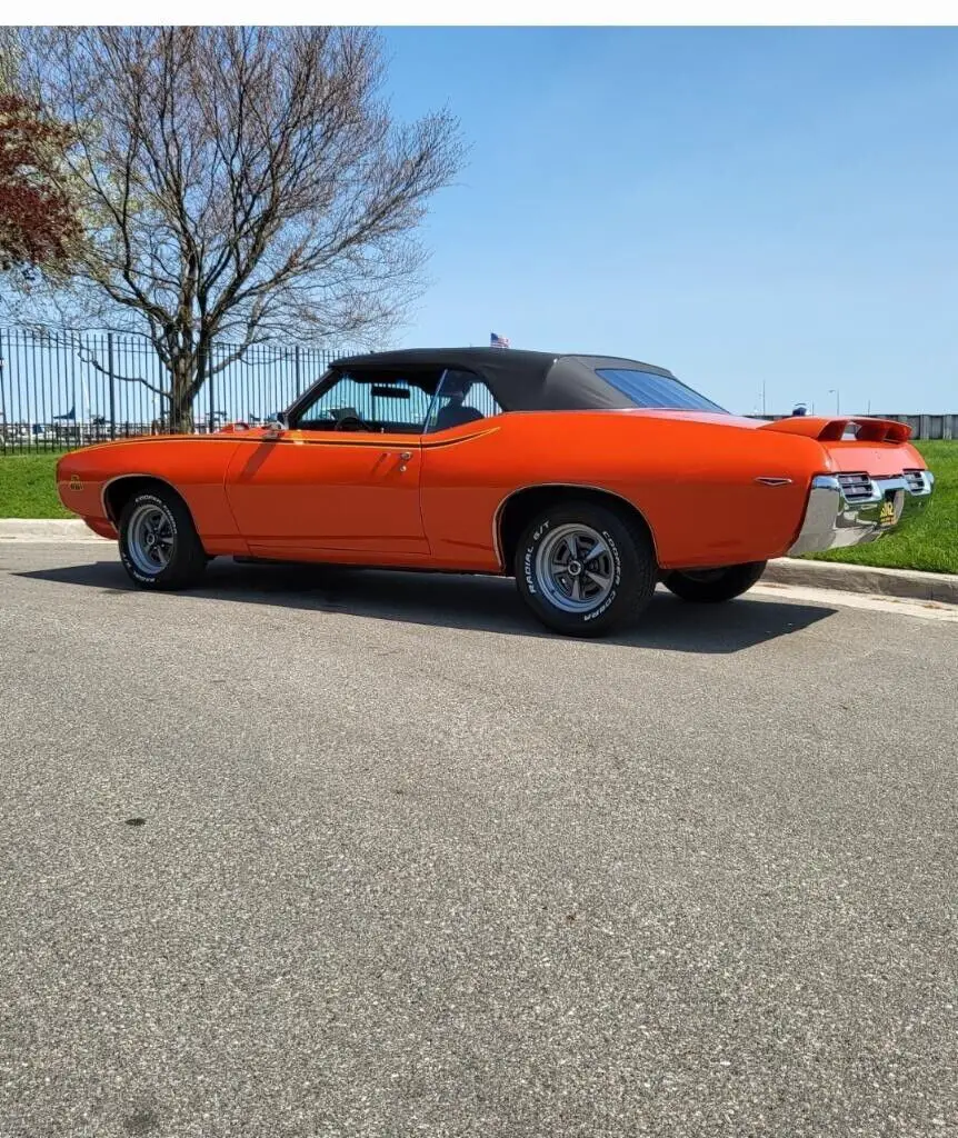 1969 pontiac gto convertible orange rwd manual