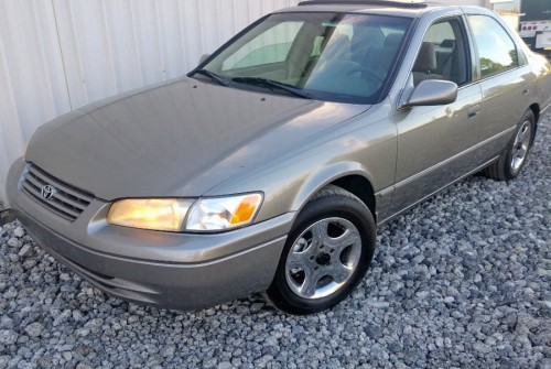 1999 toyota camry le for sale in oregon by owner