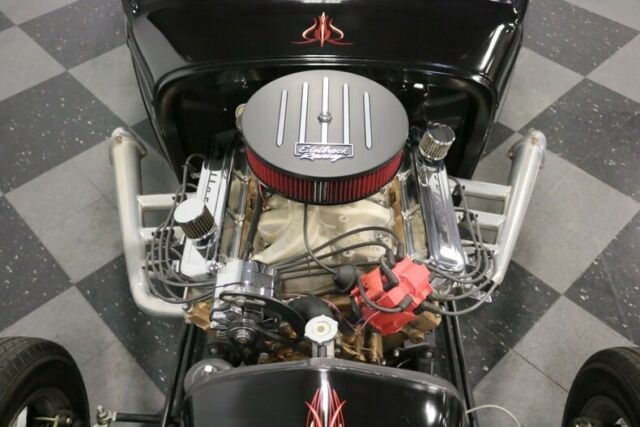 very slick hotrod! cadillac 500ci v8, th400 auto, 4 wheel disc, documented build