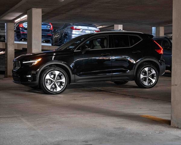 2024 volvo xc40 b5 plus bright theme