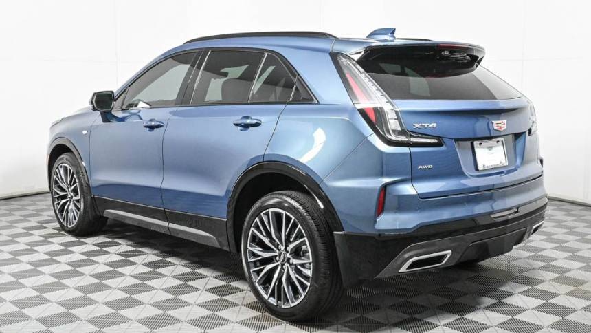 2024 cadillac xt4 sport