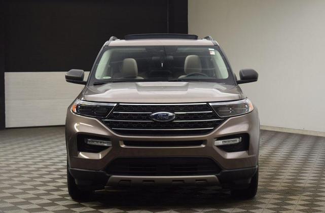 2021 ford explorer xlt