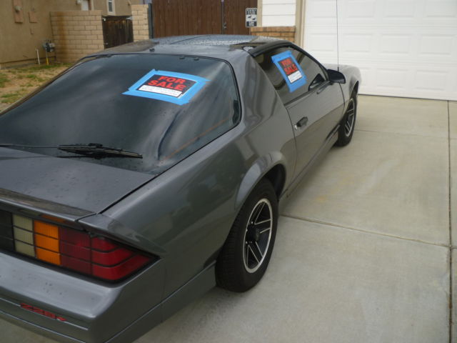 1985 chevrolet camaro z-28 t-top
