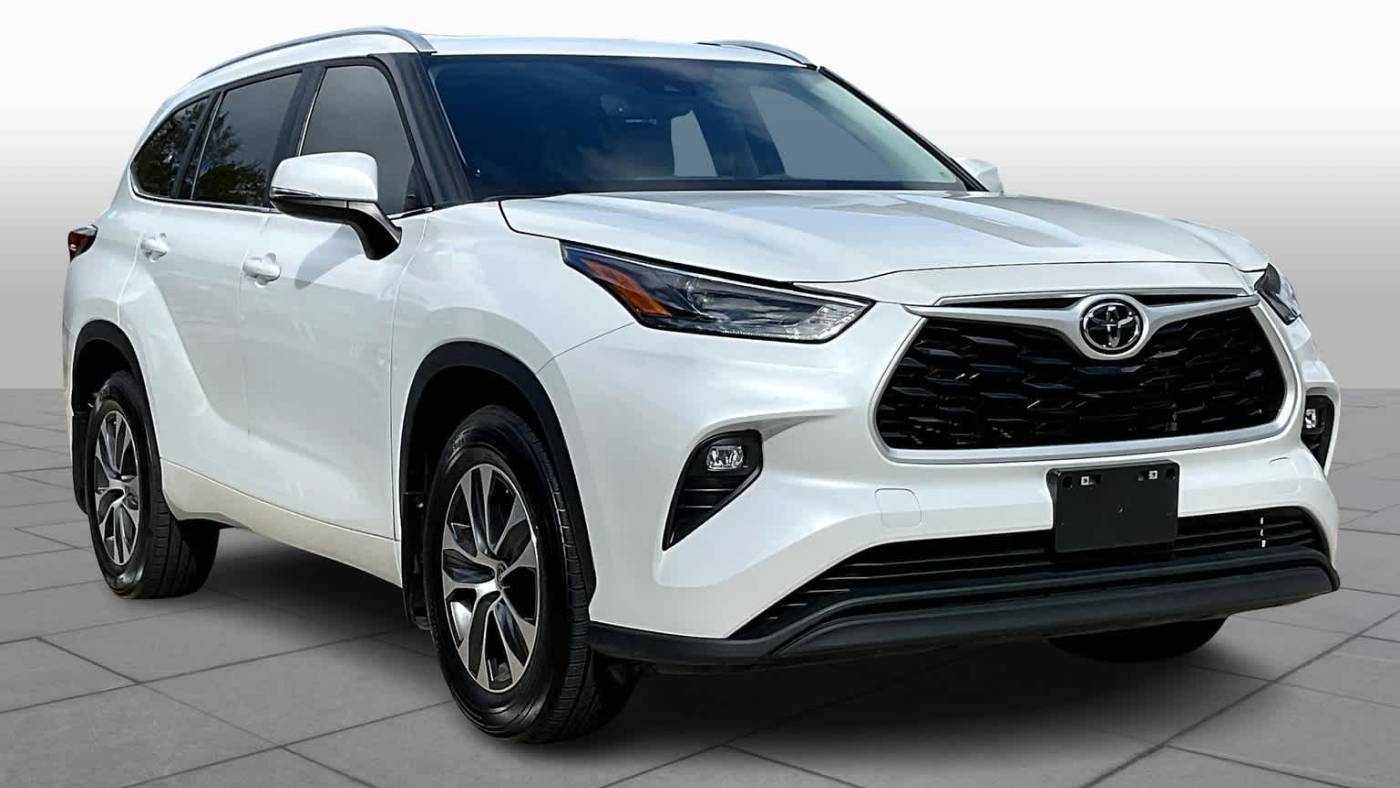 2023 toyota highlander xle