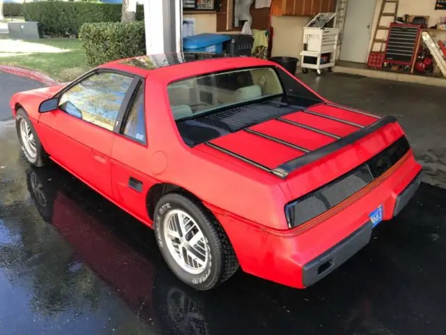 1984 pontiac fiero stick shift