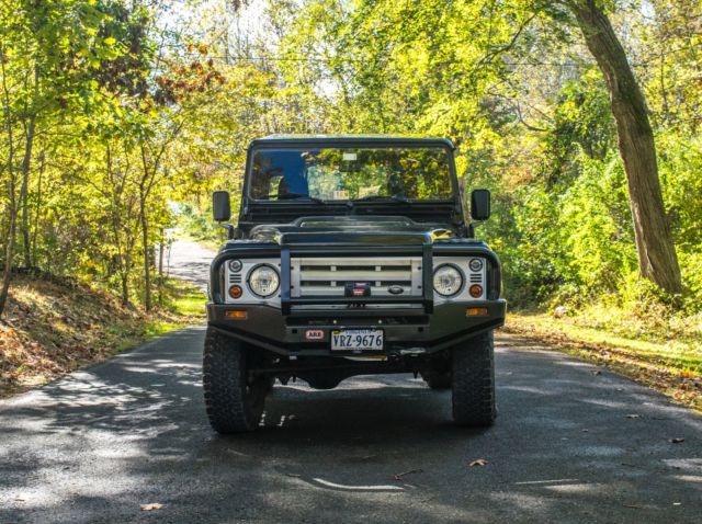1987 land rover defender 90 - black - carfax and vehicle inspection available