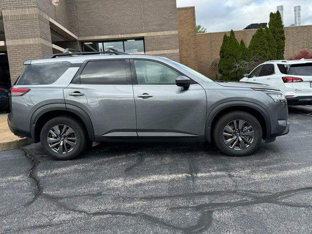 2022 nissan pathfinder sv 4wd