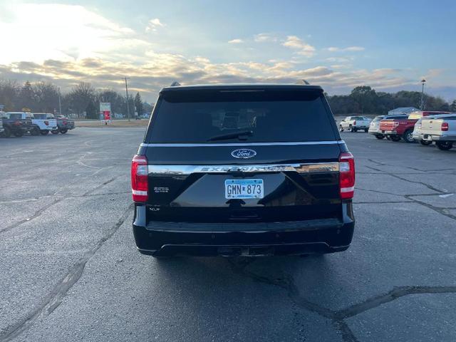2021 ford expedition max xlt