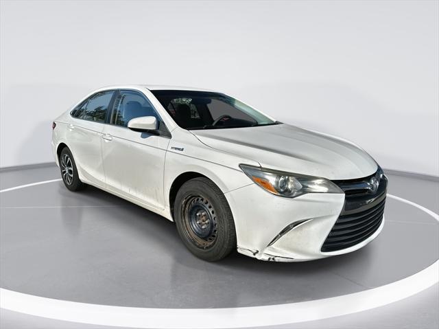 2015 toyota camry hybrid le