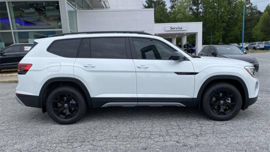 2024 Volkswagen Atlas peak edition sel