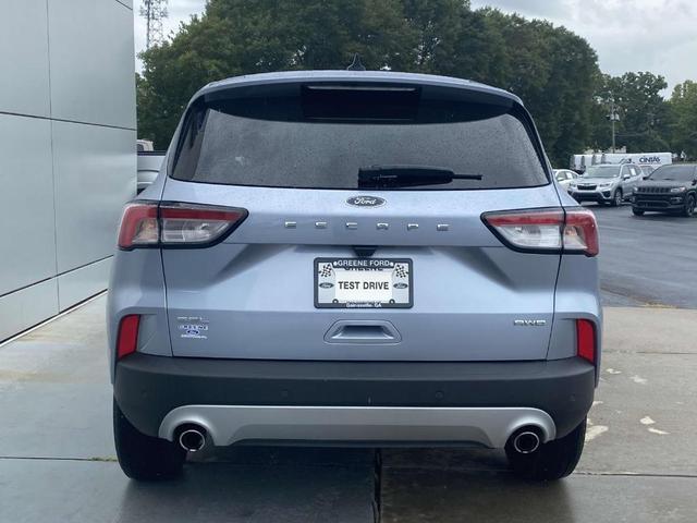 2022 ford escape sel