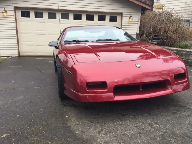 1988 pontiac fiero gt 5sp