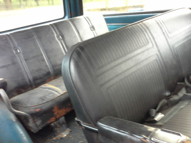 1970 chevy suburban