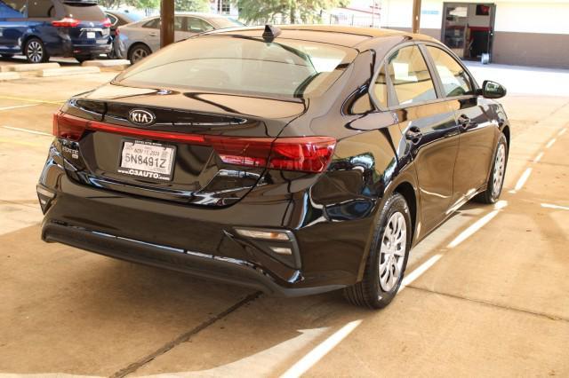 2021 kia forte fe