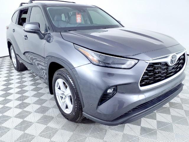 2024 toyota highlander le