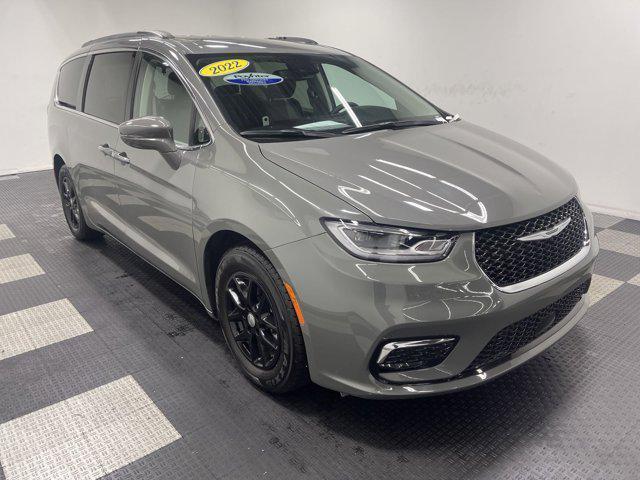2022 chrysler pacifica touring l
