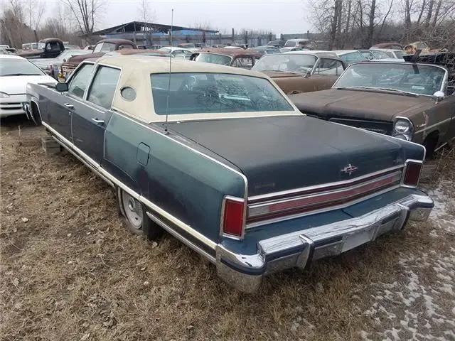 1977 lincoln town car blue & cream 460 v8 automatic