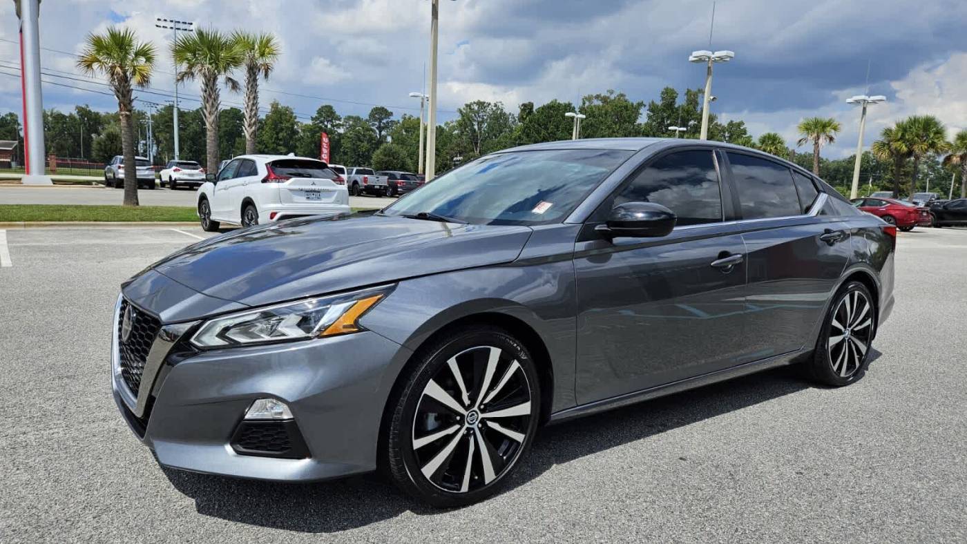 2021 nissan altima 2.5 sr