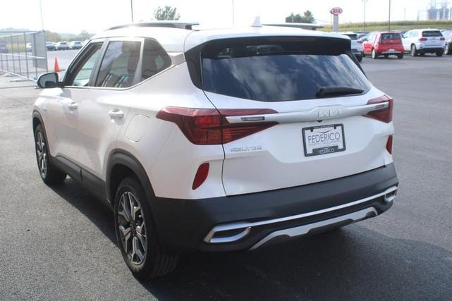 2022 kia seltos ex