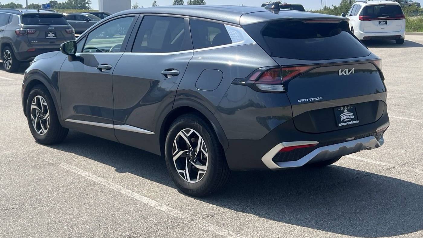 2023 kia sportage lx