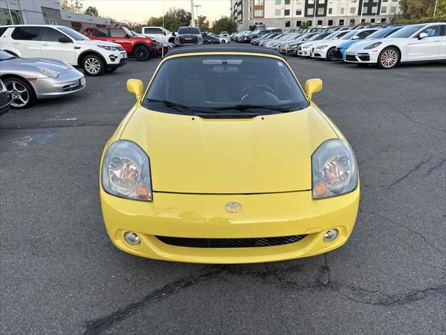 2003 toyota mr2