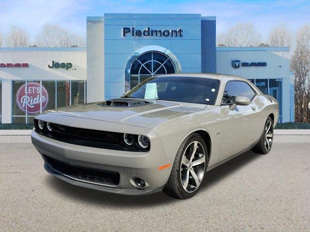 2017 dodge challenger r/t