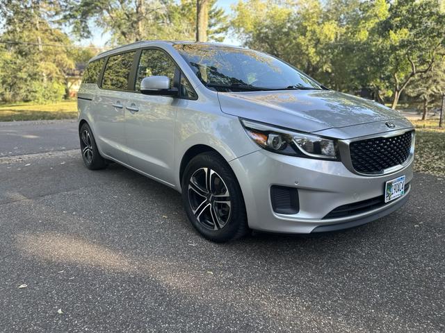 2017 kia sedona lx