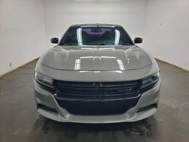 2017 dodge charger sxt