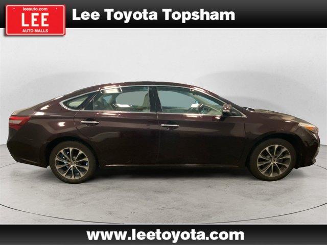 2018 toyota avalon xle