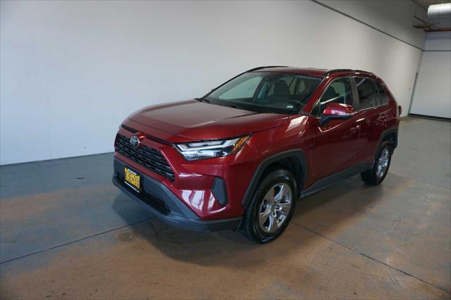 2022 toyota rav4 xle