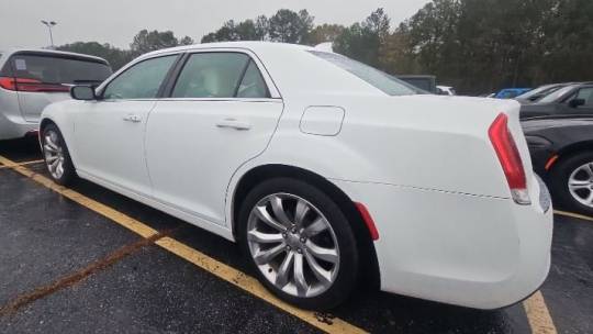 2018 Chrysler 300